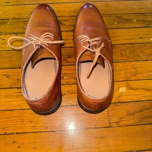 Elegant Tan Leather Men's Oxfords